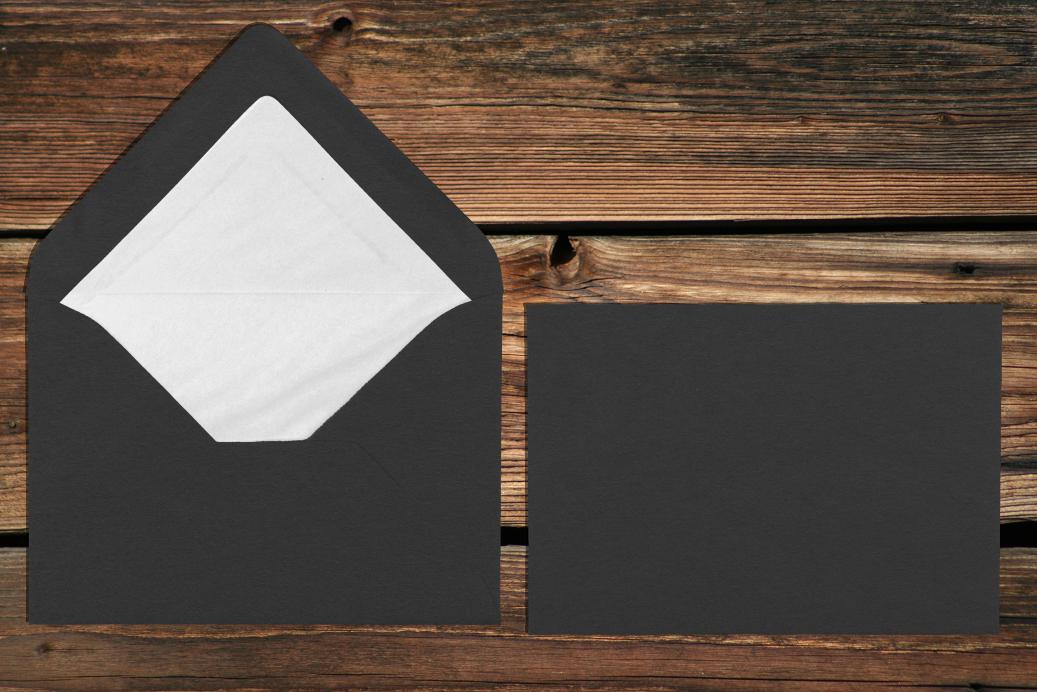 Briefhüllen mit Seidenfutter B6 125x176 mm Nassklebend Schwarz gerippt 100 g/qm